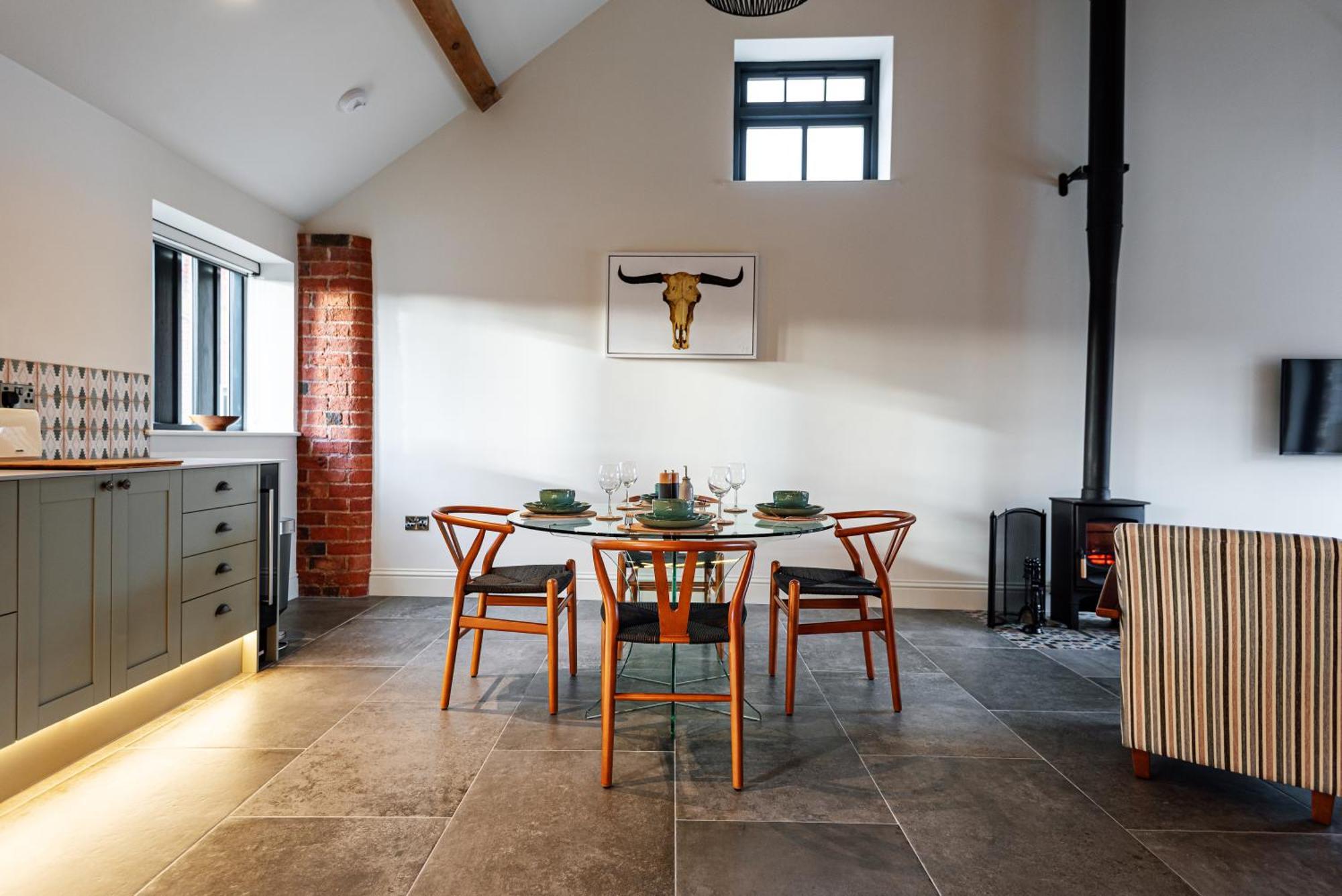 Pigeon House - Unique Barn With Private Garden, Hot Tub And Wood Burner Βίλα Σριούσμπερι Εξωτερικό φωτογραφία